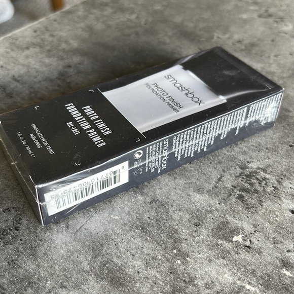 BRAND NEW SMASHBOX PRIMER - Picture 2 of 4